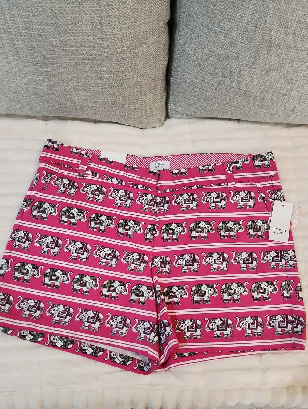 crown & ivy Hot Pink Elephant-Stripe Women’s Shorts